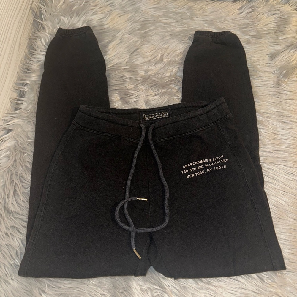 Abercrombie and fitch joggers